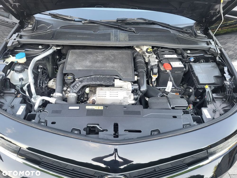 Opel Astra 1.2 Turbo Business Edition - 22