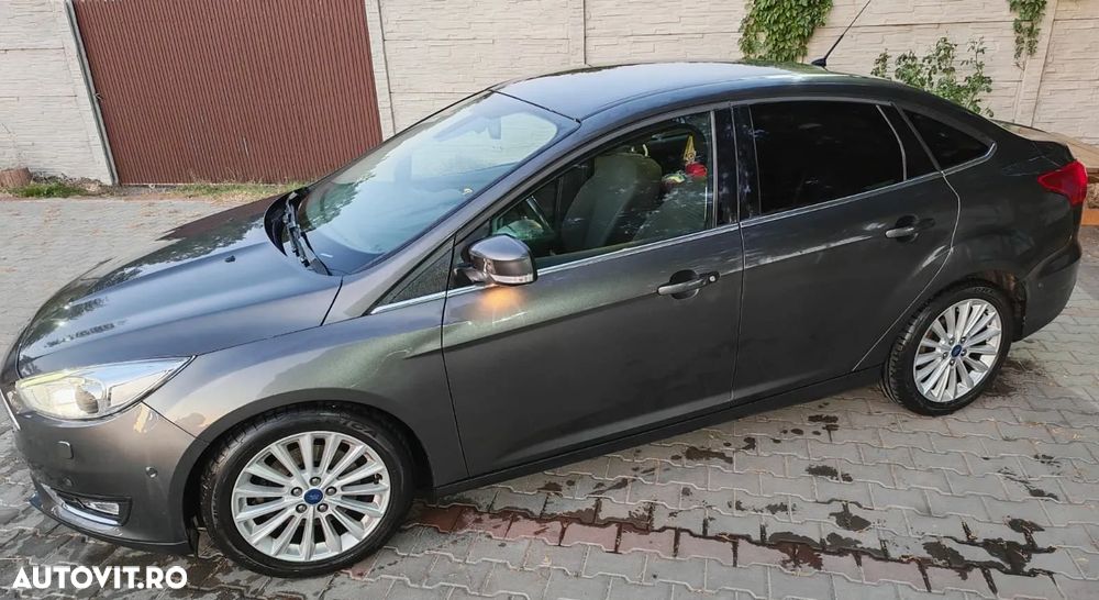Ford Focus 1.5 Ecoboost Titanium - 2
