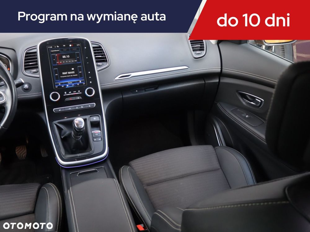 Renault Scenic - 10