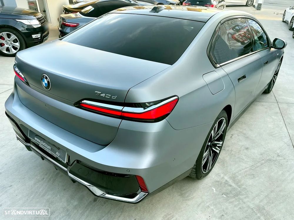 BMW 740 d xDrive Pack Desportivo M - 47