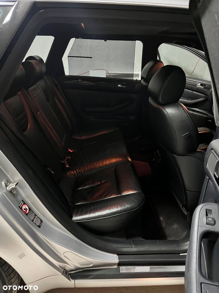 Audi S6 Avant 4.2 quattro - 10