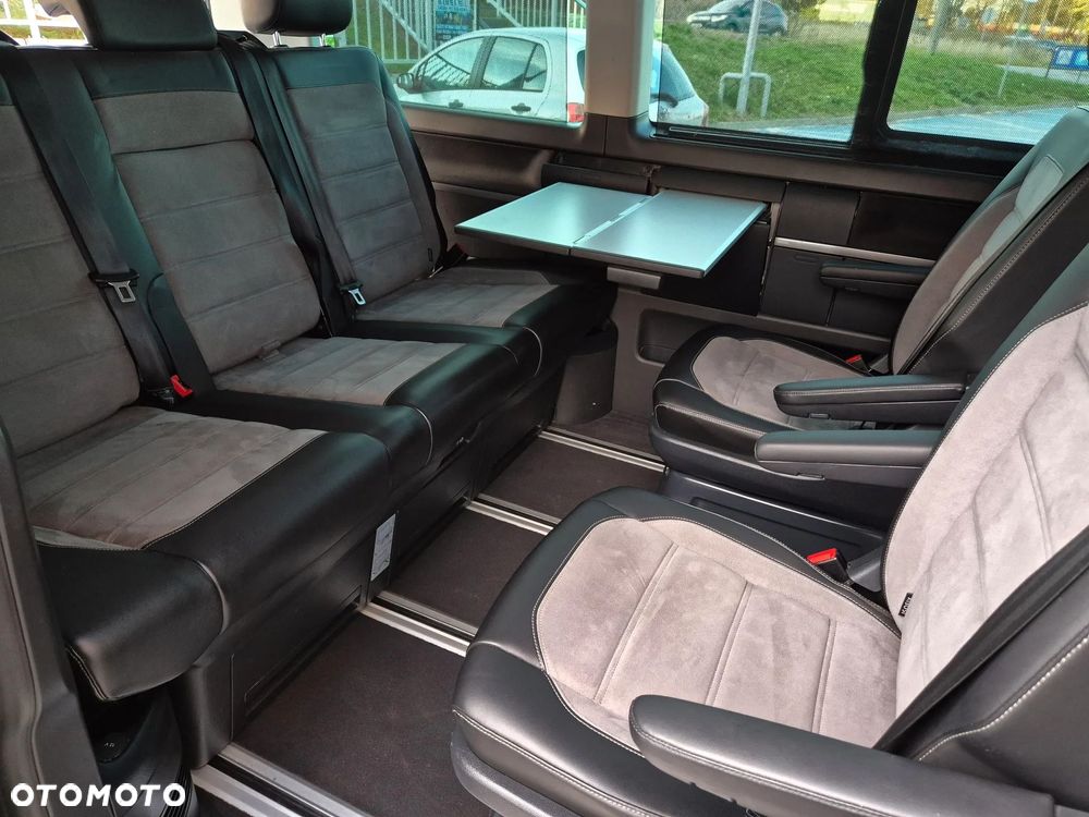 Volkswagen Multivan - 25