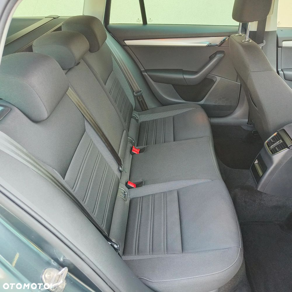Skoda Octavia 2.0 TDI Ambition - 13