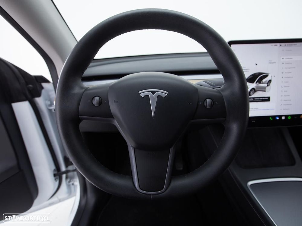 Tesla Model Y Long Range Dual Motor AWD - 20