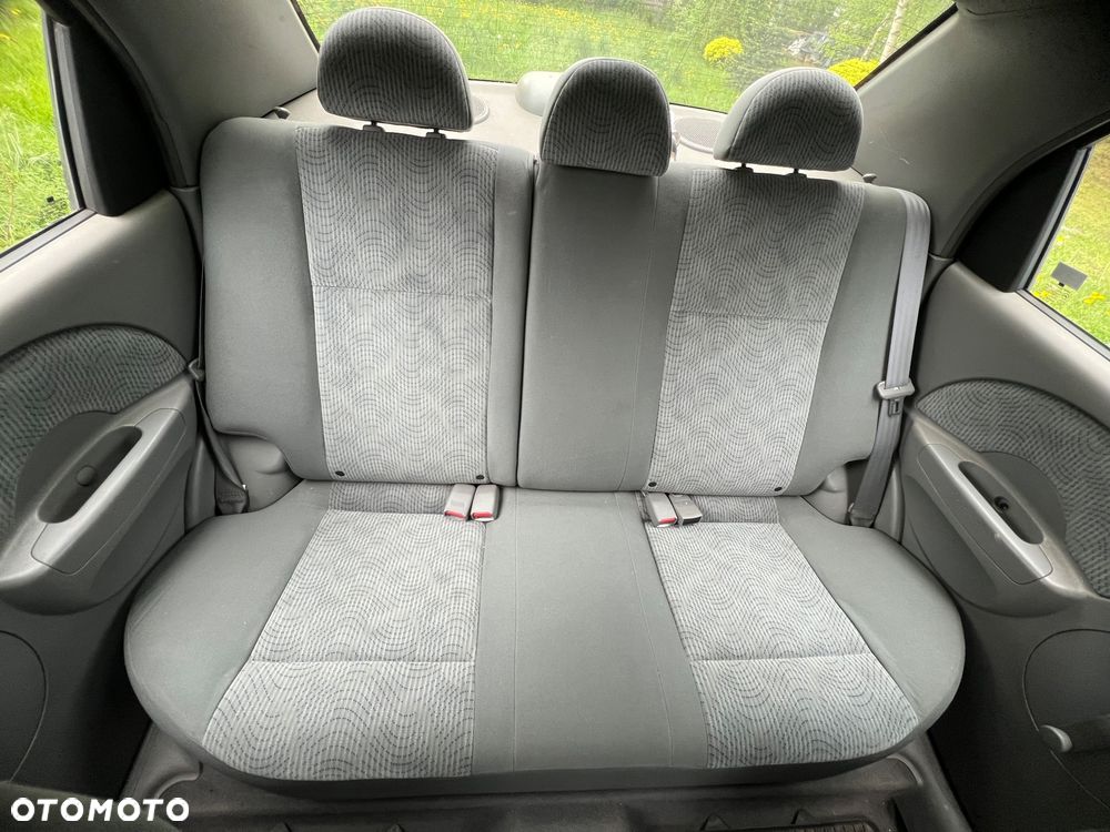 Chevrolet Aveo - 6