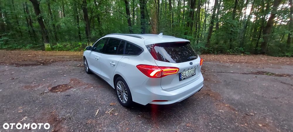 Ford Focus 1.5 EcoBlue Start-Stopp-System TITANIUM - 8