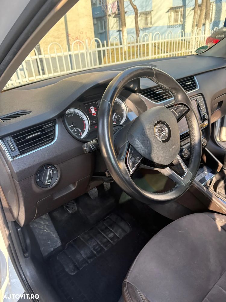 Skoda Octavia 2.0 TDI Laurin & Klement - 8