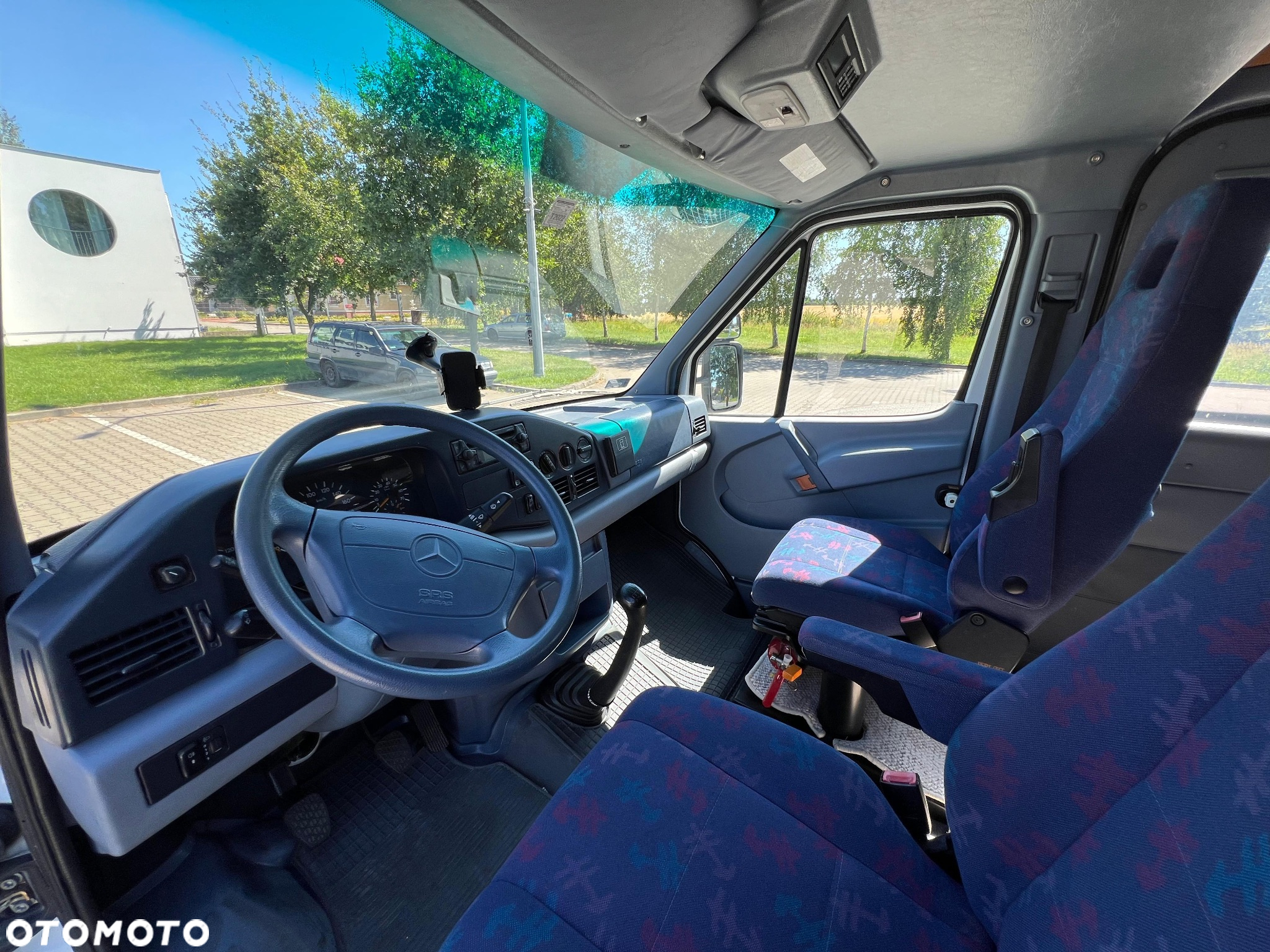 Mercedes-Benz sprinter 4x4 James Cook - 7