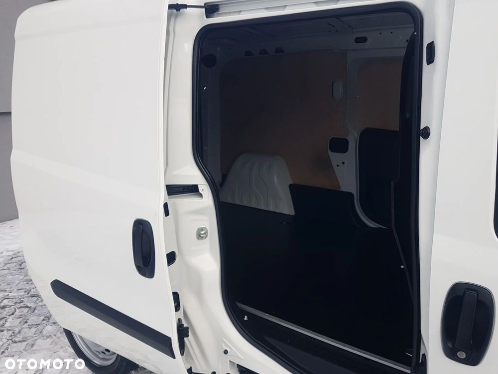 Fiat DOBLO MAXI L2H1 DŁUGI KLIMA BLASZAK VAN FURGON KRAJOWY 6-BIEGÓW MANUAL - 24