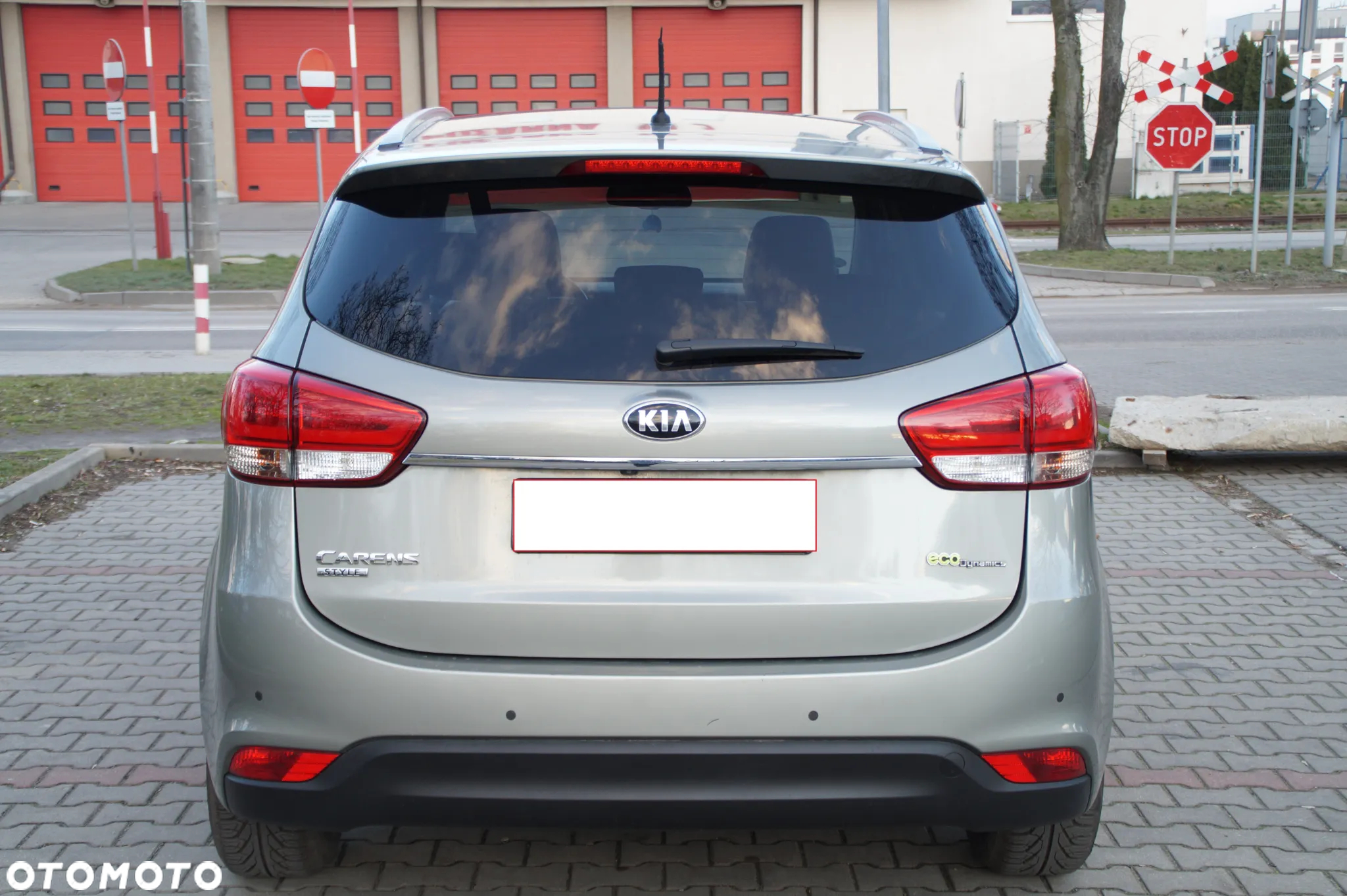 Kia Carens 1.7 CRDi L 7os - 2