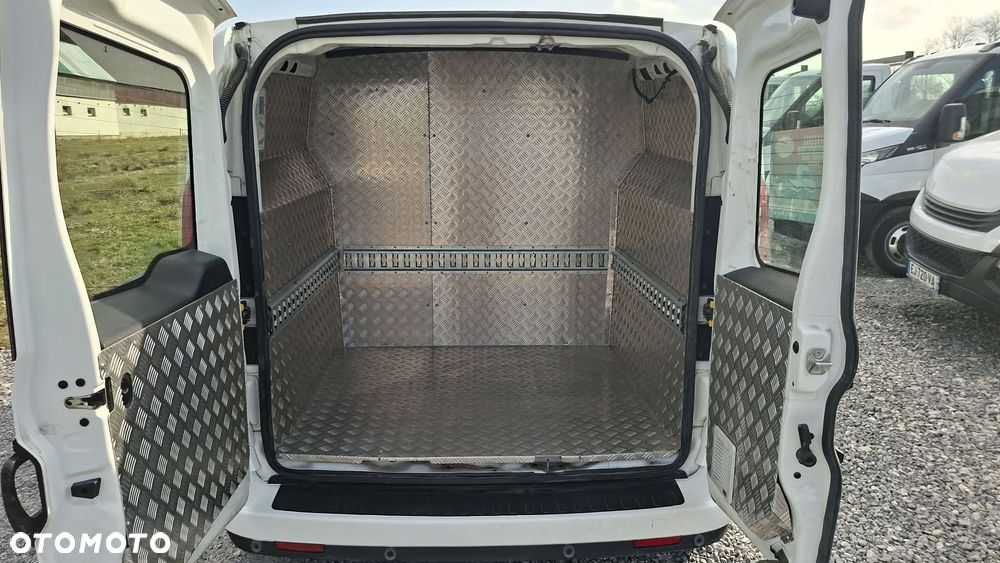 Fiat DOBLO - 12