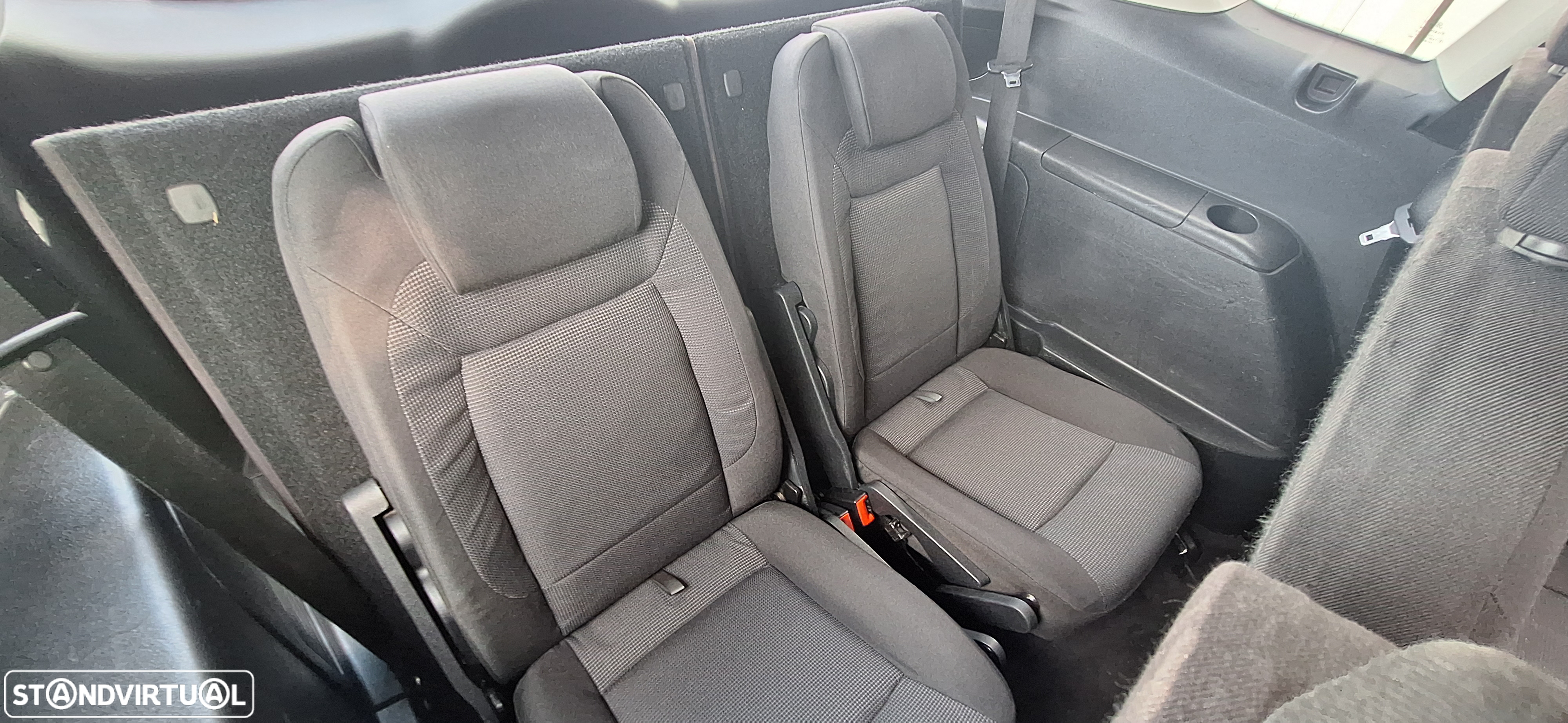 Ford S-Max 1.8 TDCi Trend 7L - 11