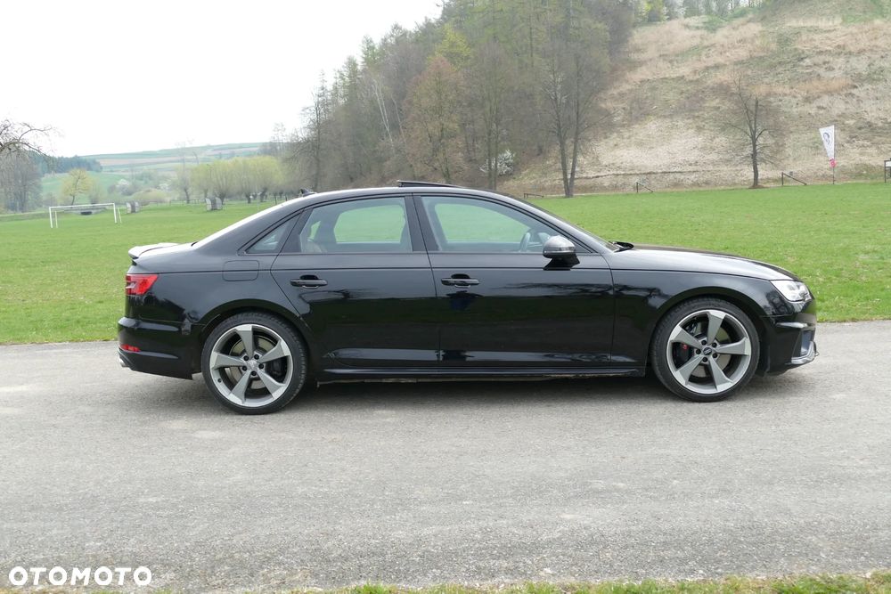 Audi S4 Limousine - 9