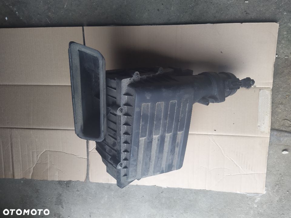 Obudowa filtra powietrza skoda octavia 3 1.6 tdi