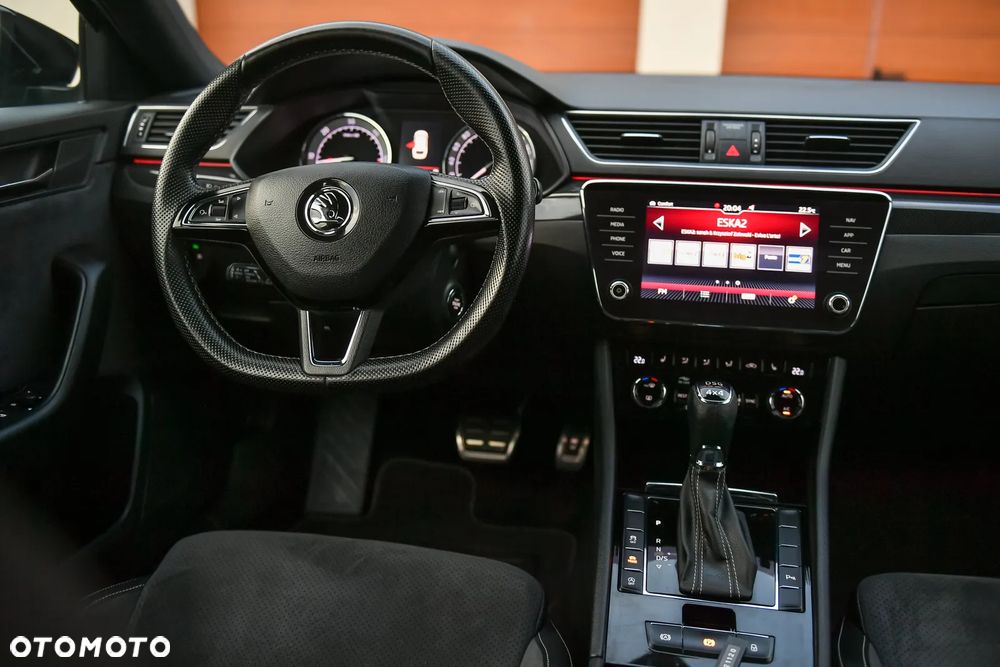 Skoda Superb 2.0 TDI 4x4 DSG SportLine - 27