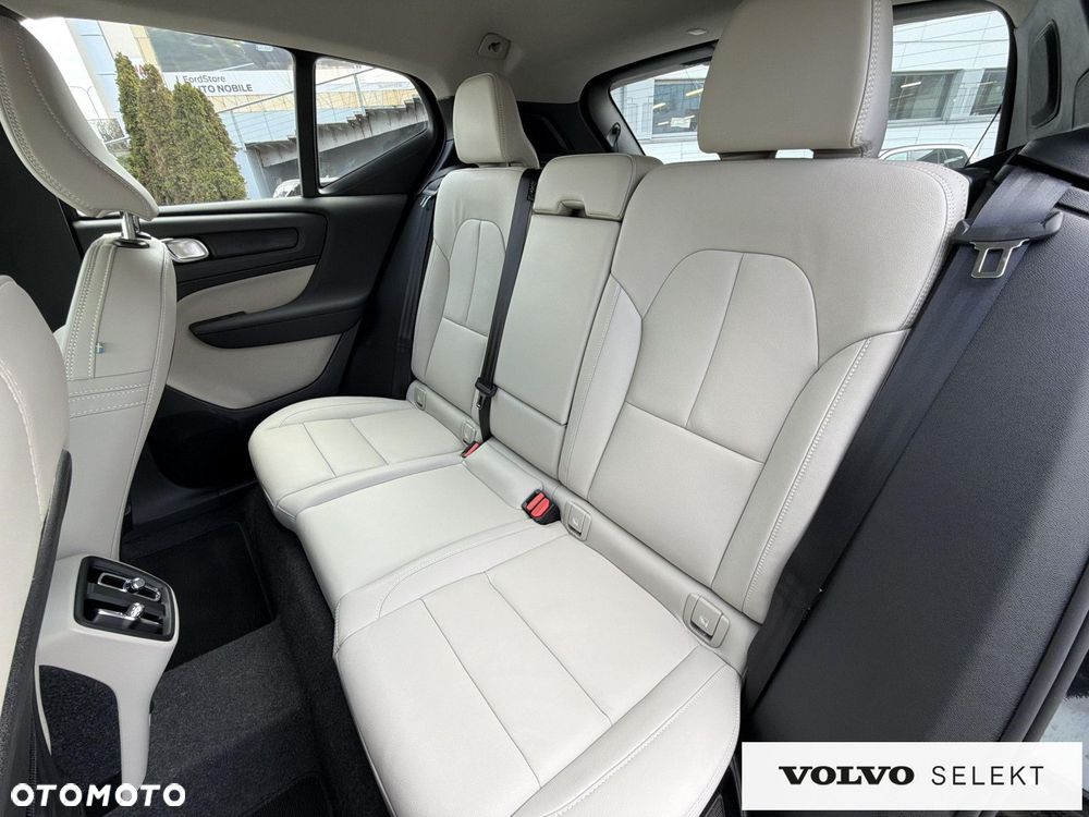 Volvo XC 40 - 11