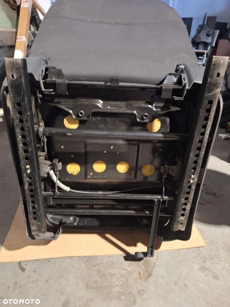 VW T6 T5 fotel kierowcy z podstawą podłokietnik - 10