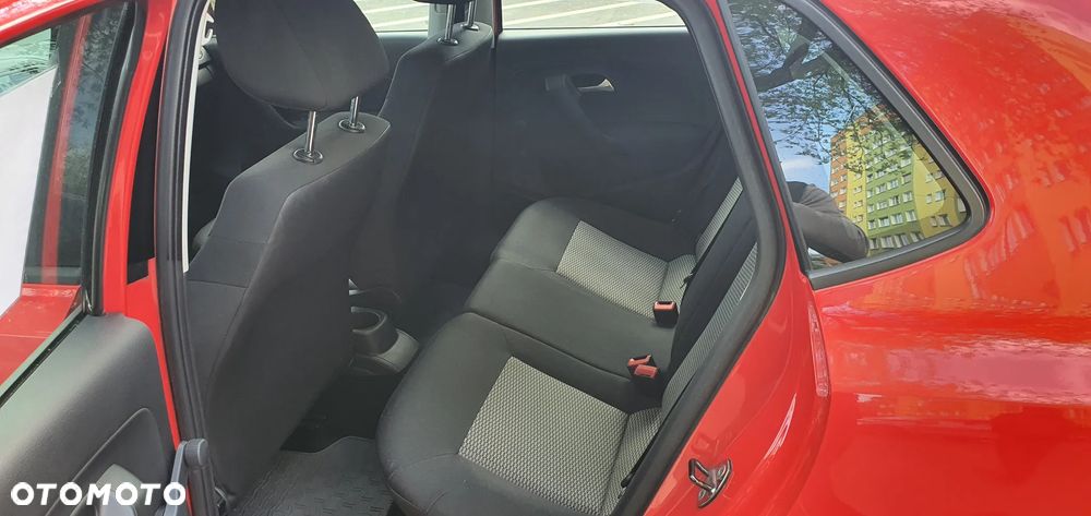 Volkswagen Polo - 7