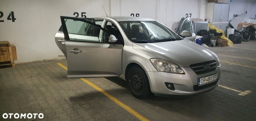 Kia Ceed 1.6 Comfort - 8