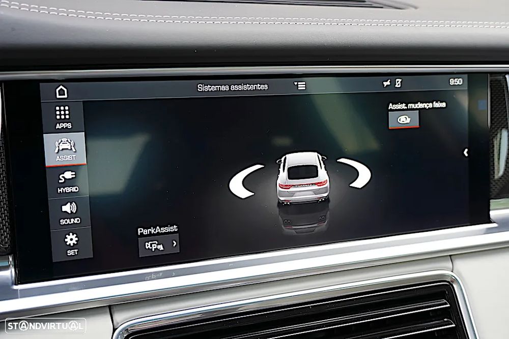 Porsche Panamera 4 E-Hybrid - 49