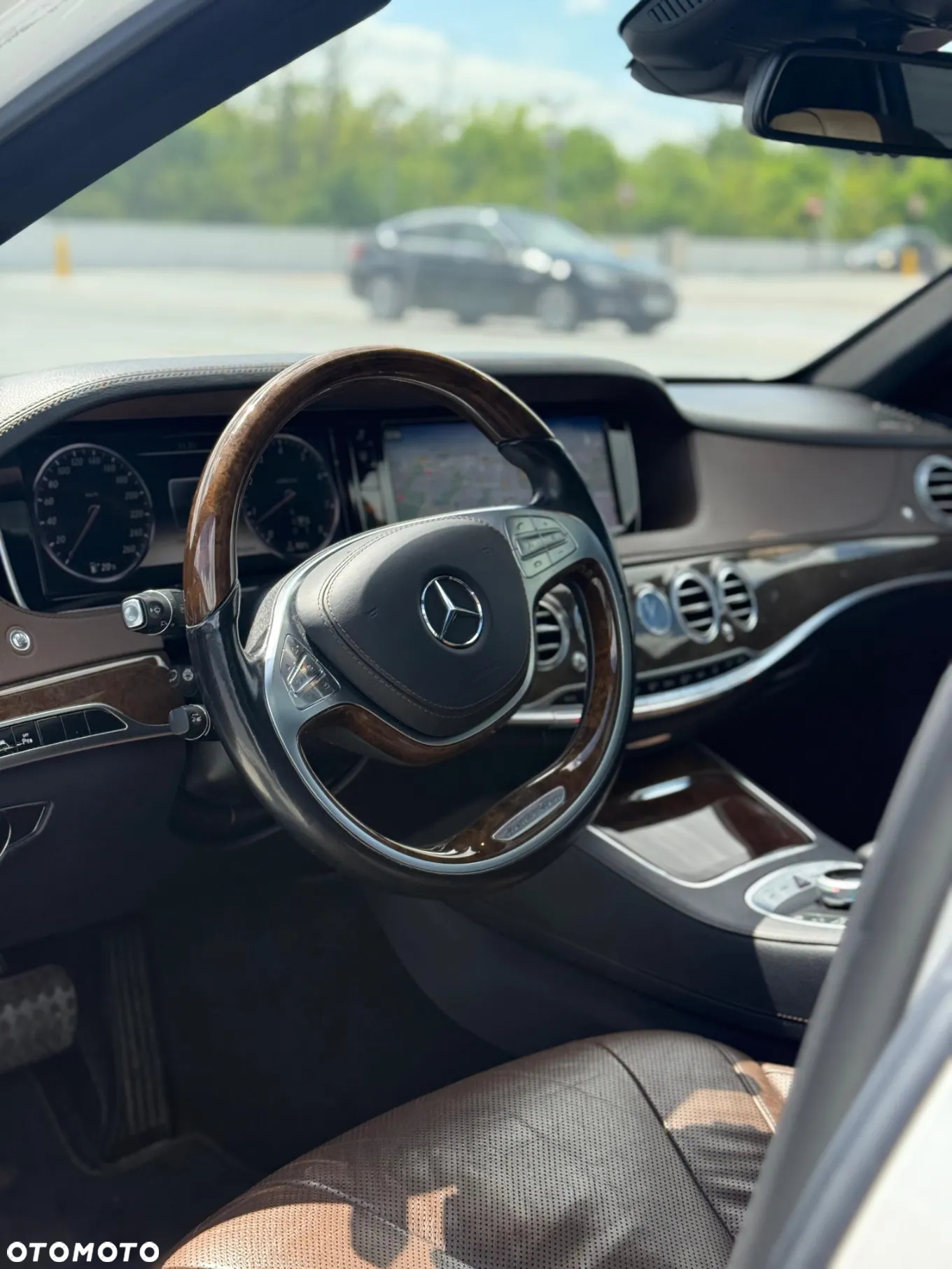 Mercedes-Benz Klasa S 500 4-Matic L 7G-TRONIC - 24