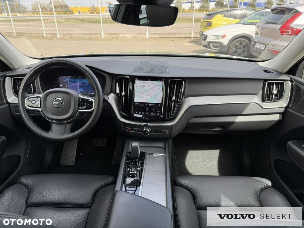 Volvo XC 60 B4 D AWD Plus Dark - 18