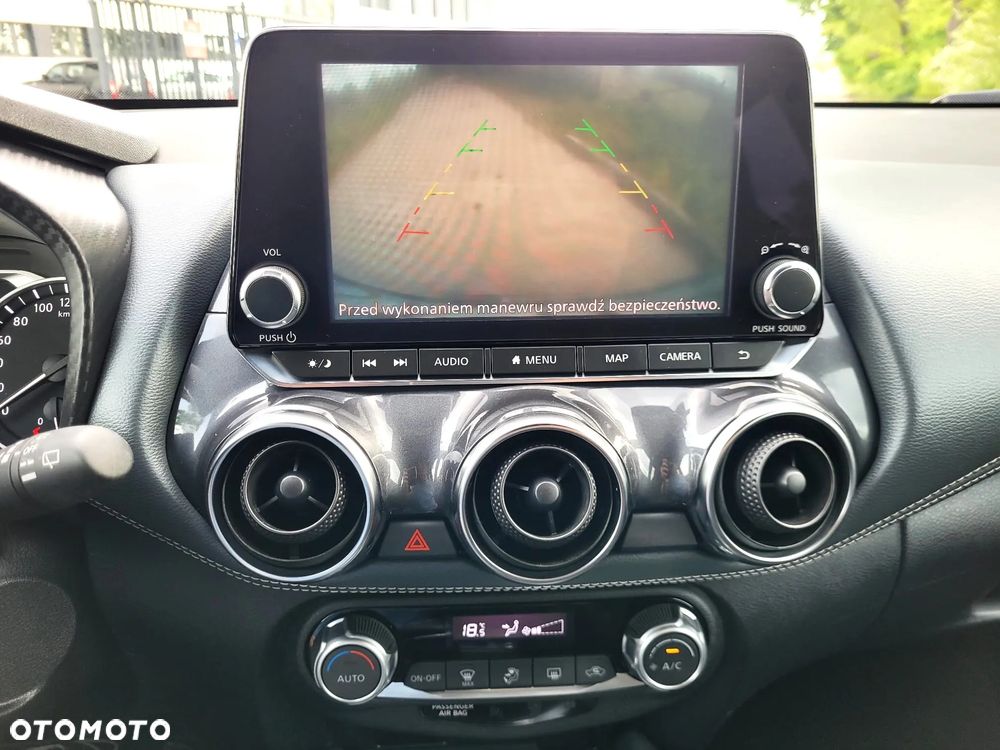 Nissan Juke 1.0 DIG-T N-Connecta - 28