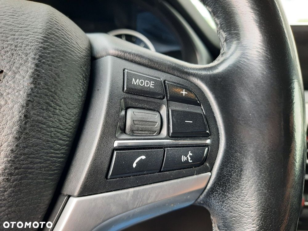 BMW X5 xDrive25d - 32