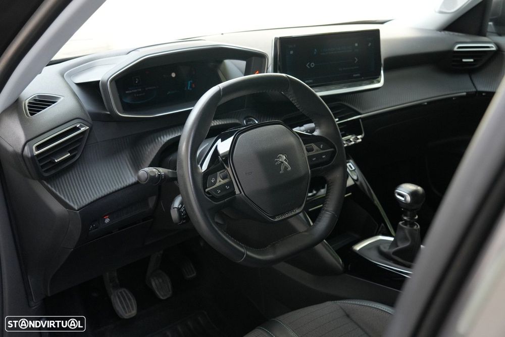 Peugeot 2008 1.2 PureTech Allure Pack - 17