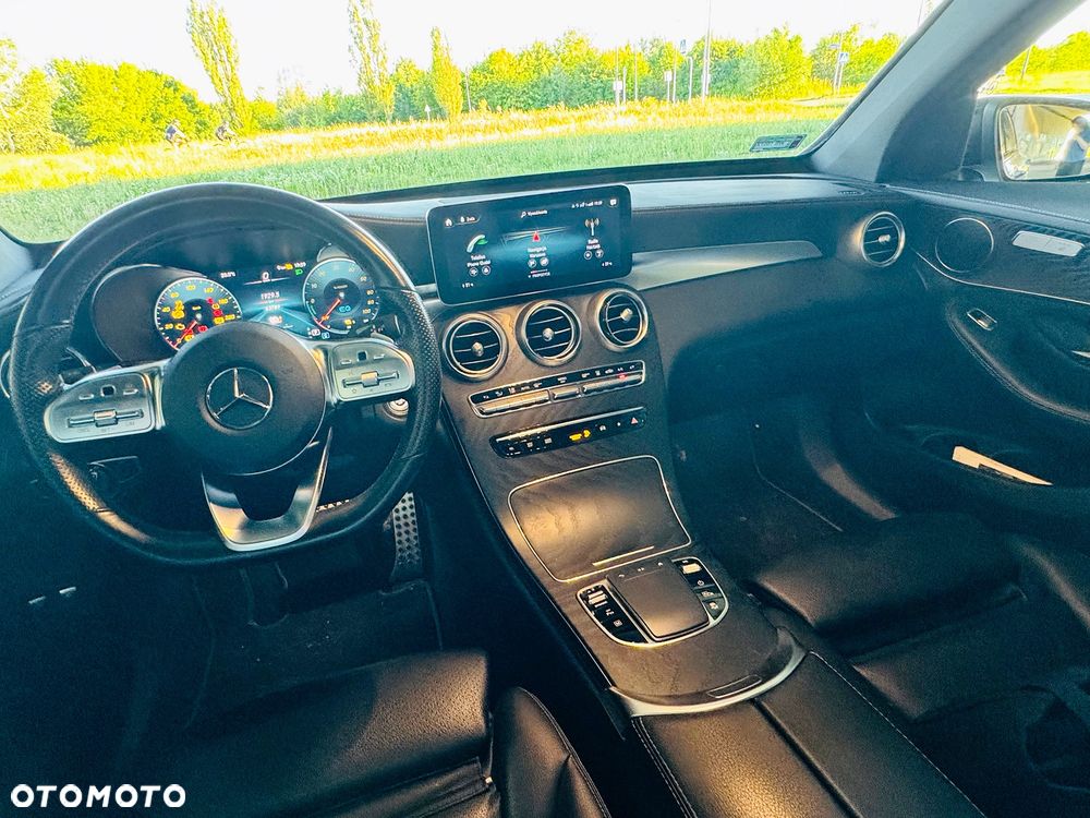 Mercedes-Benz GLC - 14