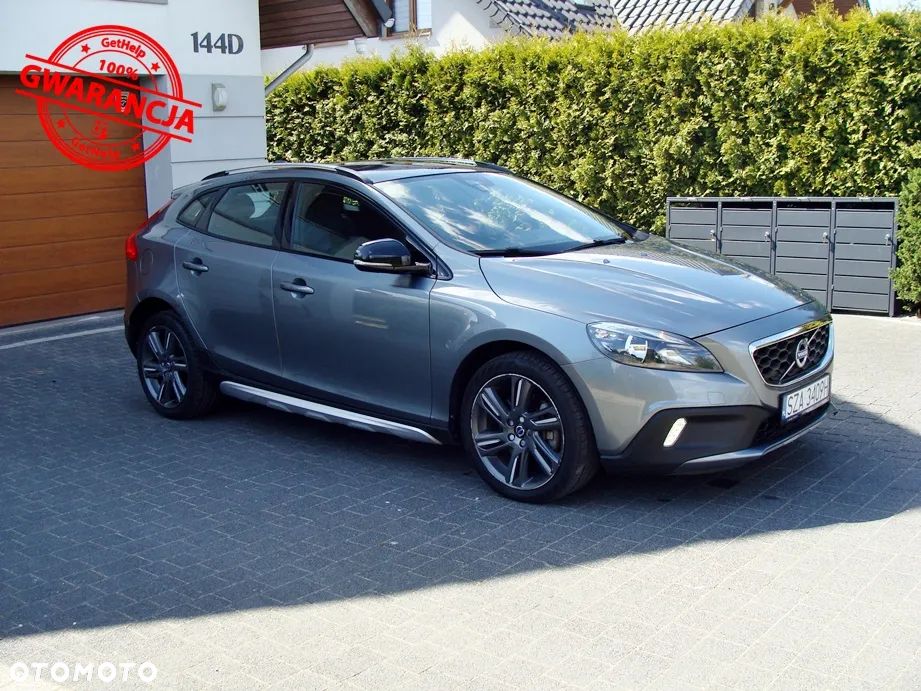 Volvo V40 Cross Country D2 Geartronic Momentum - 2