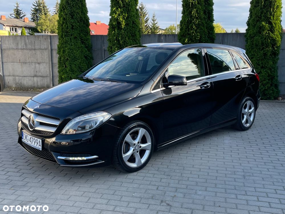 Mercedes-Benz Klasa B 180 7G-DCT - 1