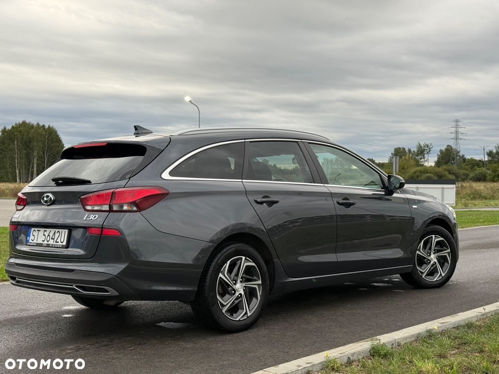 Hyundai i30 1.5 T-GDI 48V Smart - 2