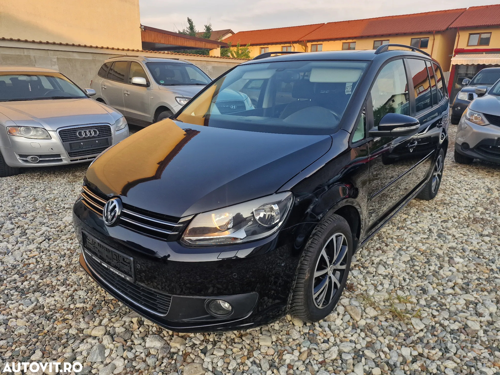 Volkswagen Touran 1.4 TSI (BlueMotion Technology) Comfortline - 9