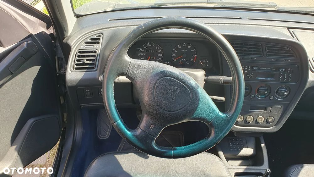 Peugeot 306 - 23