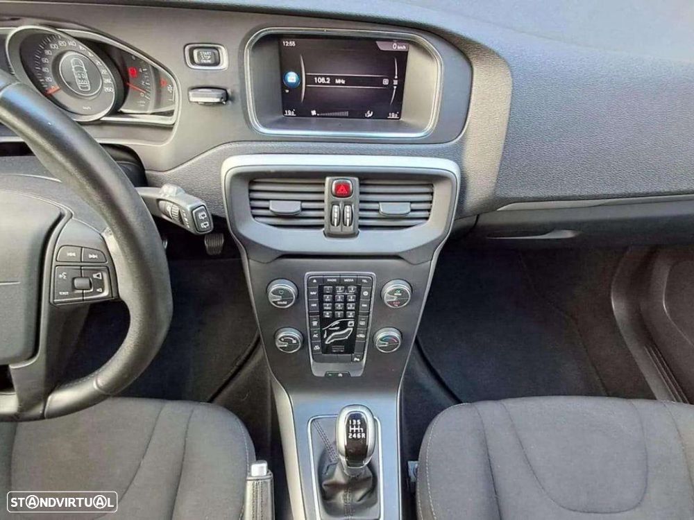 Volvo V40 2.0 D2 Kinetic - 15
