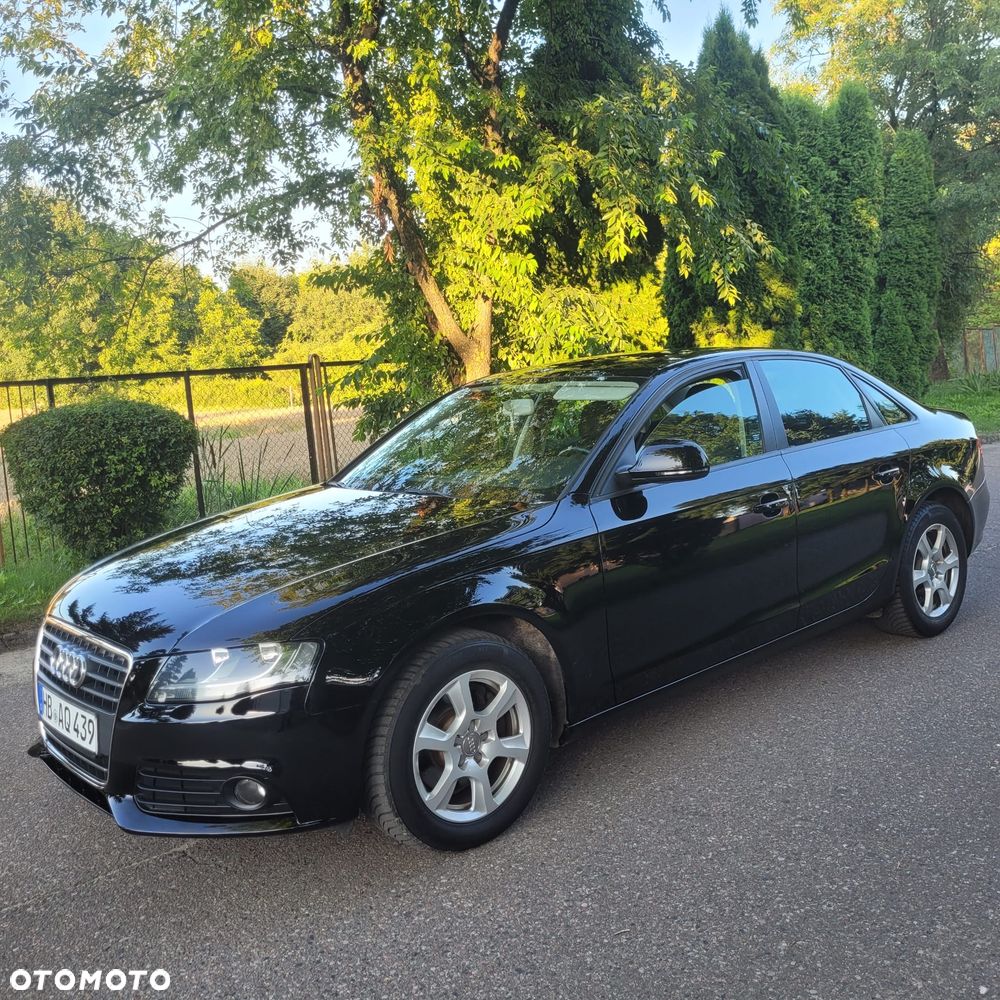 Audi A4 Limousine - 7