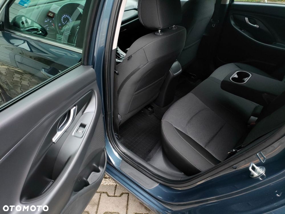 Hyundai i30 - 16