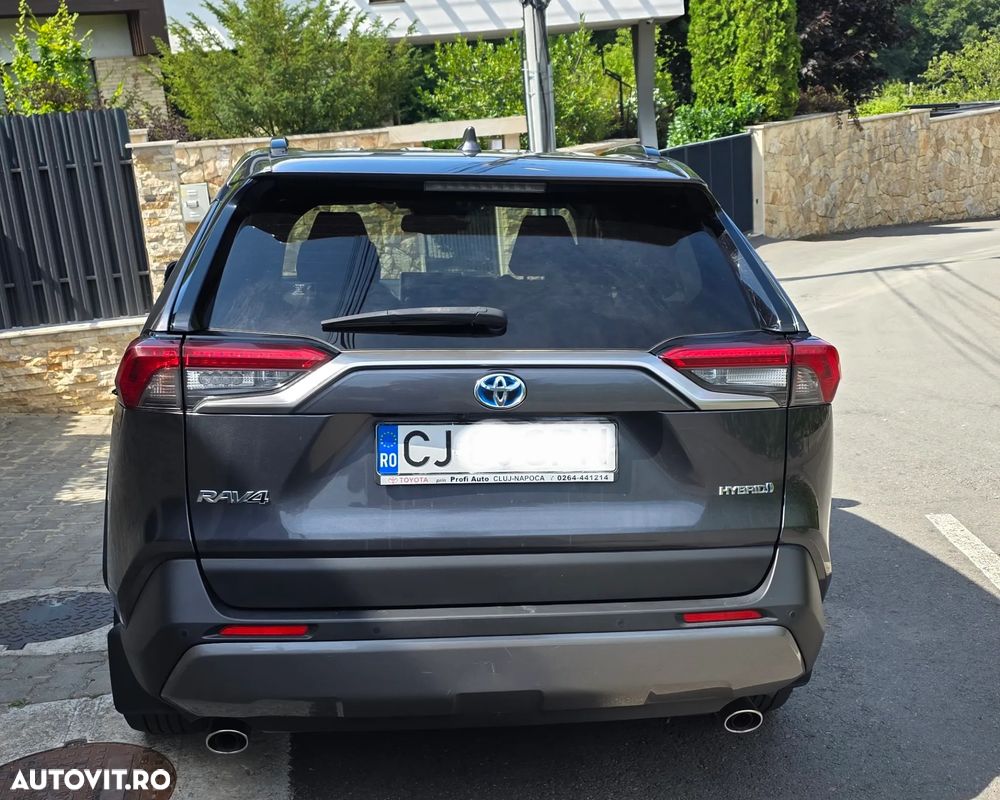 Toyota RAV4 - 5