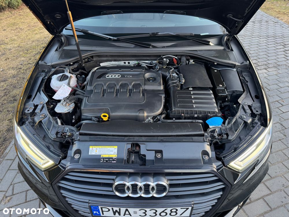 Audi A3 Sportback 2.0 TDI S line Sportpaket - 17