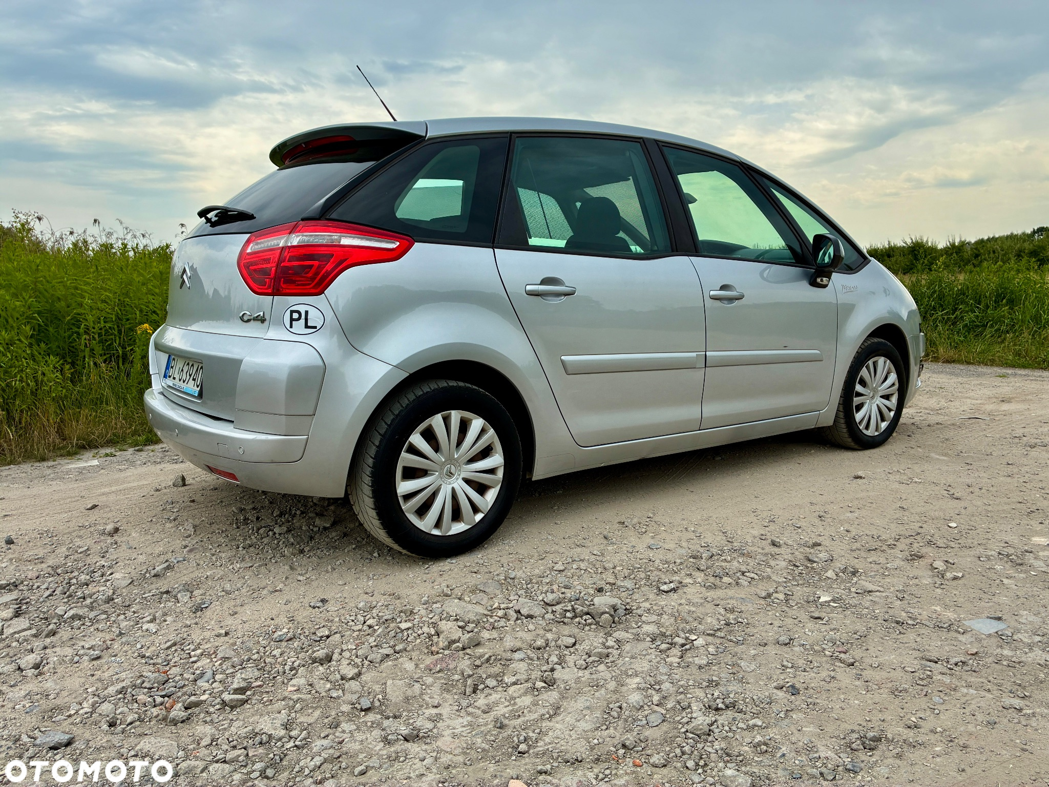 Citroën C4 Picasso 1.8 16V Tendance - 9