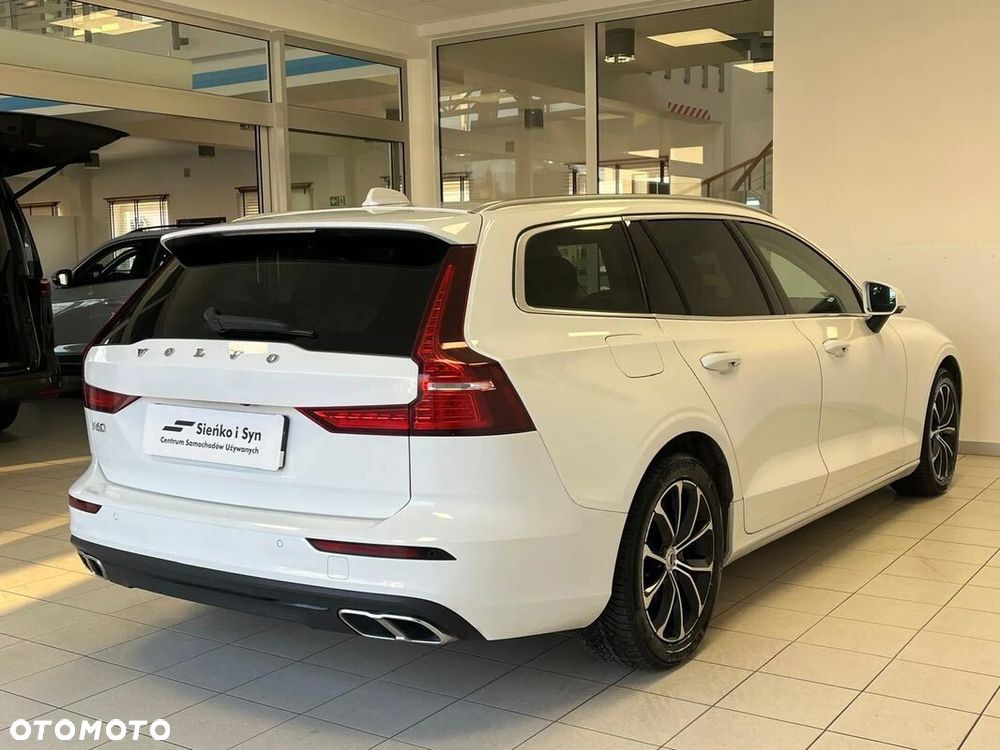 Volvo V60 D4 Drive-E Momentum - 13