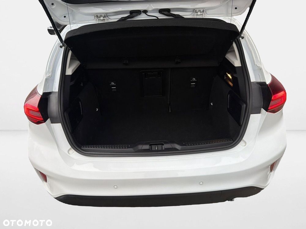 Ford Focus - 30