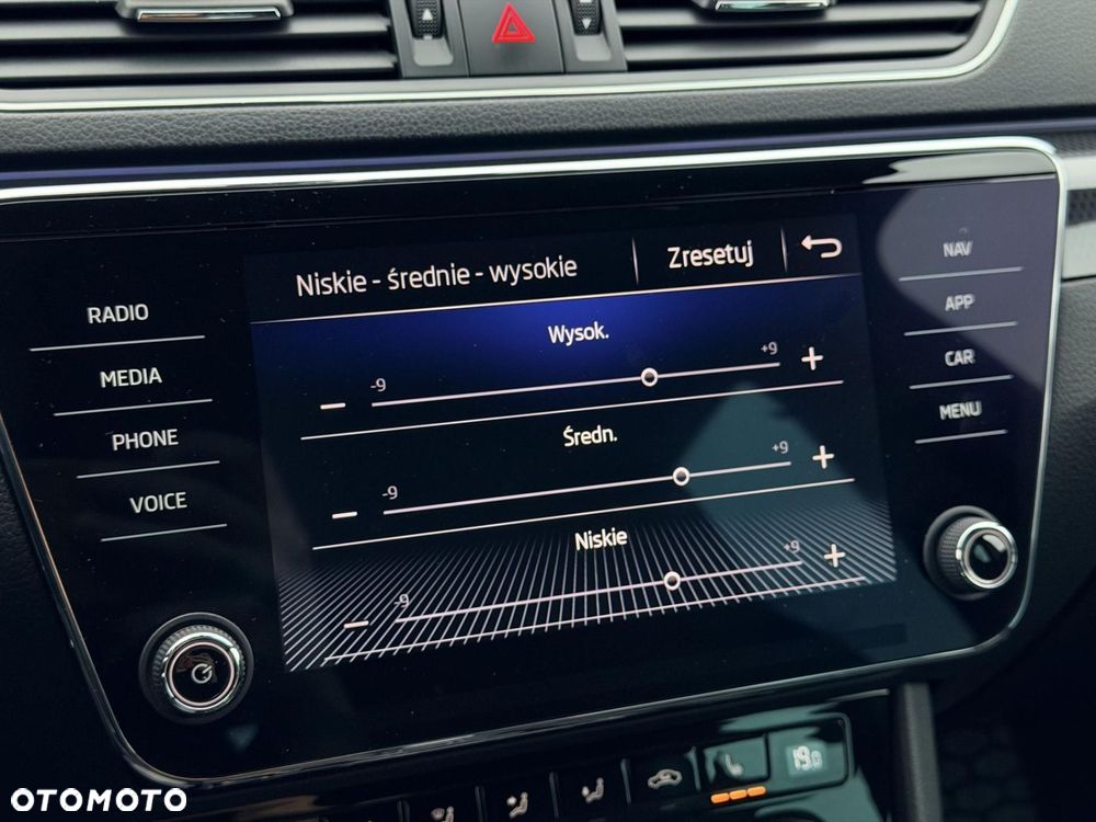 Skoda Superb 2.0 TSI Sportline DSG - 29