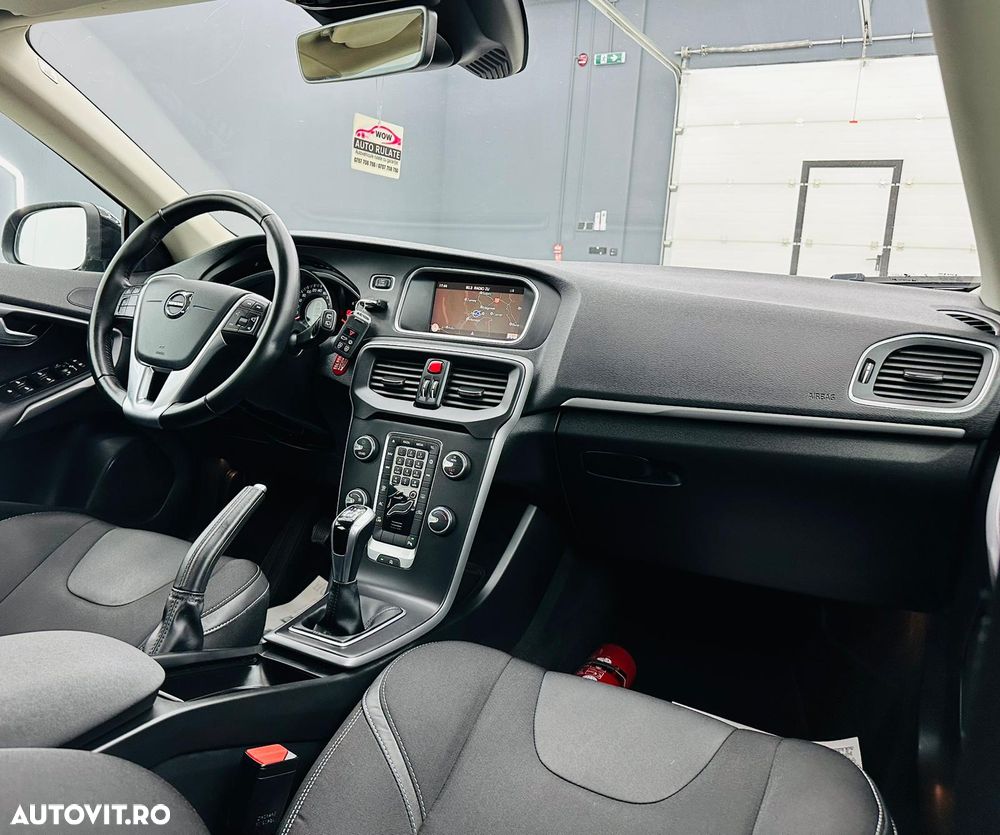 Volvo V40 D2 DRIVe Momentum - 21