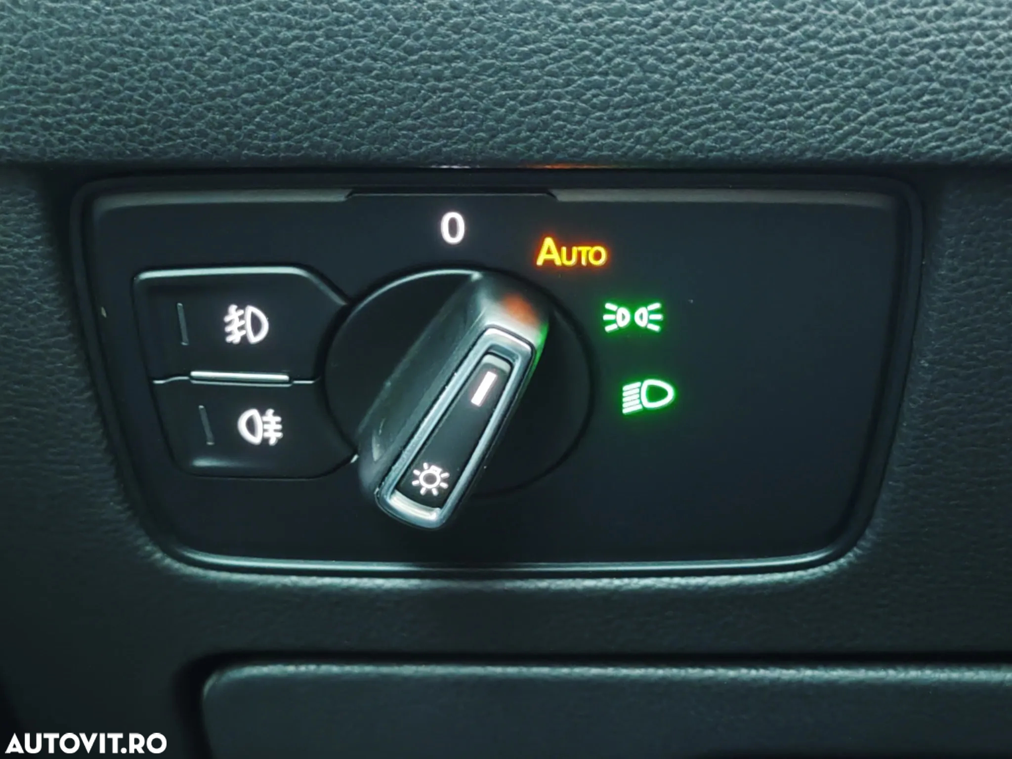 Volkswagen Passat - 19