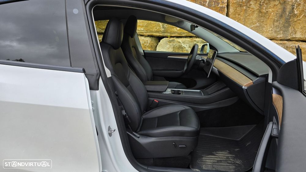 Tesla Model Y Long Range Tração Integral - 54