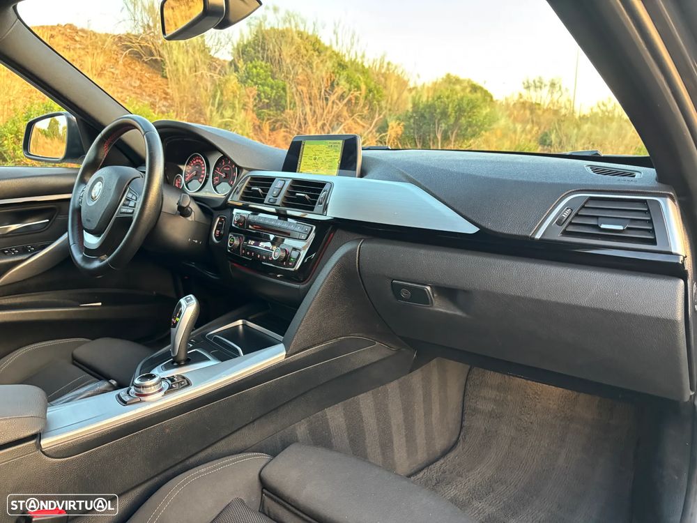 BMW 318 d Touring Line Sport Shadow Auto - 28
