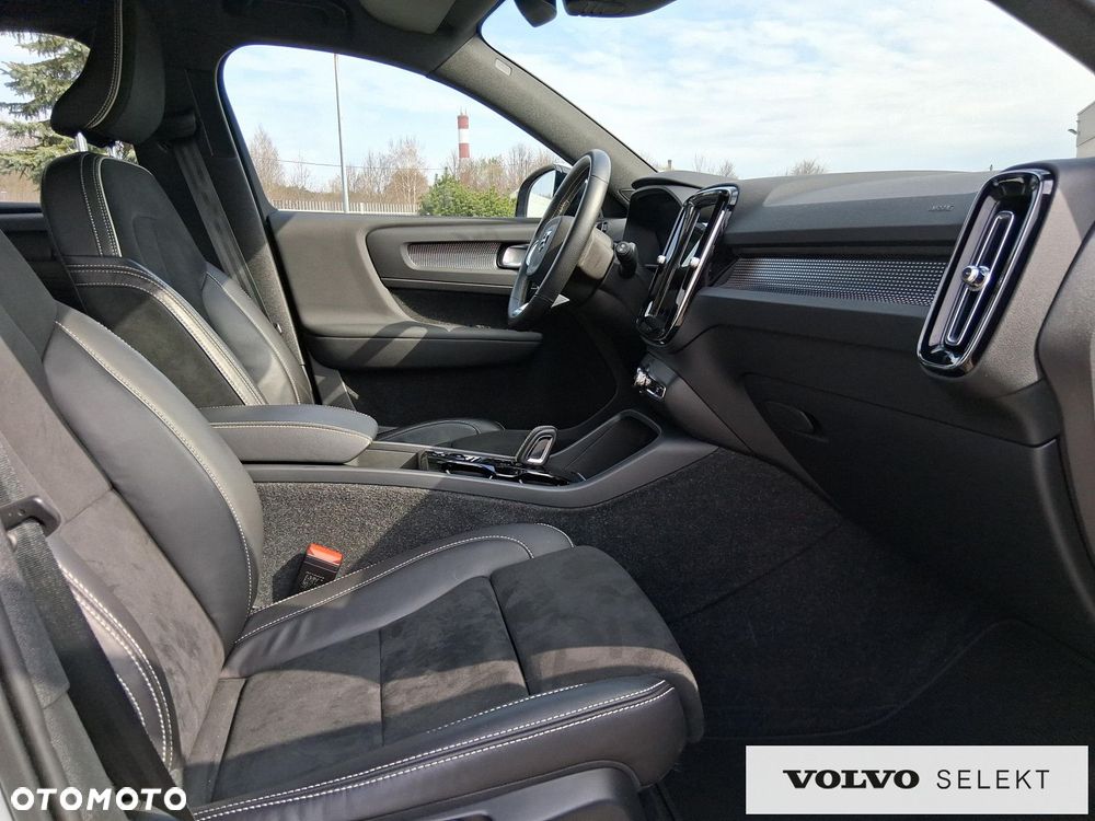 Volvo XC 40 - 11