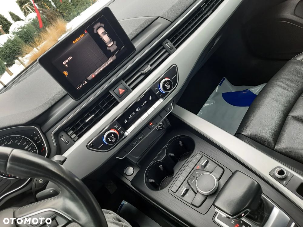 Audi A4 Limousine - 17